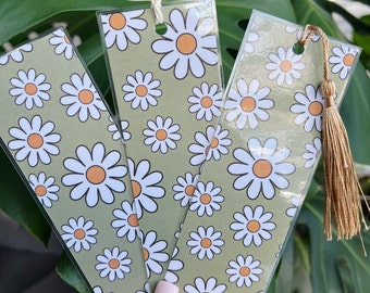 White Daisies Bookmark