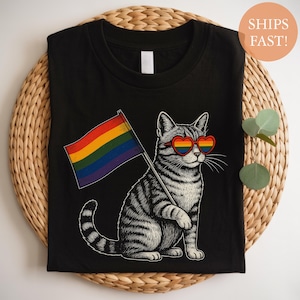 Pride Cat Shirt LGBT Rainbow Flag Tee - Cute Gay Cat T-Shirt - LGBTQ+ Gift for Cat Lovers - Funny Queer Pride Month Outfit