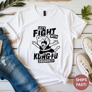 Funny Kung Fu Cat Shirt – Martial Arts T-Shirt – Cute Fighting Cat Graphic Tee – Karate Humor Shirt – Ninja Cat Lover Gift Tee