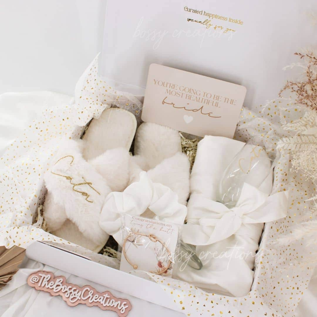 22 Ideas To Put In A Bride To Be Gift Box –