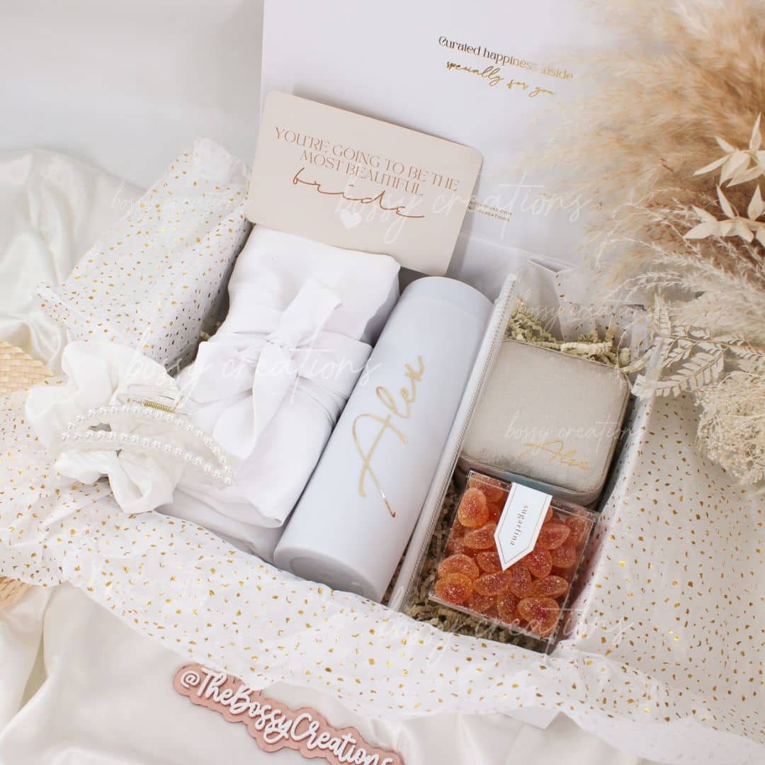 LUXURY Bride to Be Gift Box Future Mrs Bridal Shower Box for Bride ...
