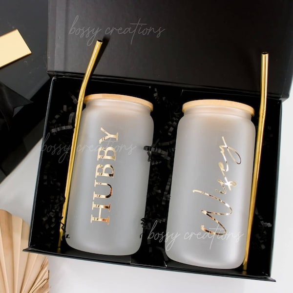 JUSTOTRY Wedding Gifts For Bride And Groom Mr And Mrs Personalised Glass With Wooden Keepsake Box For Engagement, Couple Gifts And Wedding Gift