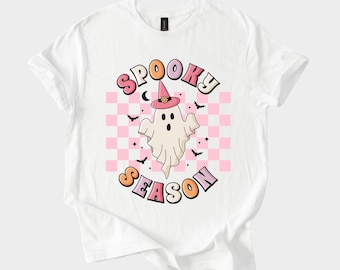 Saison fantasmagorique rose chemise à capuche ou sweat-shirt, t-shirt chapeau de sorcière d'Halloween, haut graphique automne esthétique à carreaux pastel rétro