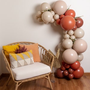Chesapeake Balloon Garland Kit with Terracotta, Burnt Orange and Cream for Harvest Festival | Friendsgiving | Baby Shower | Fall Birthday
