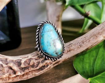Large Turquoise Mountain Ring - Silver Size 7.5