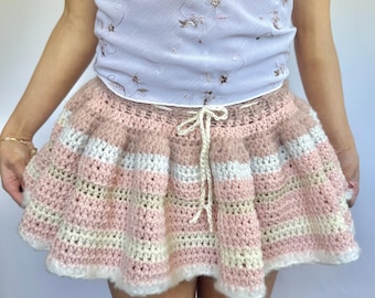 Saia de crochê rosa com babados ~ Mini saia de lã felpuda
