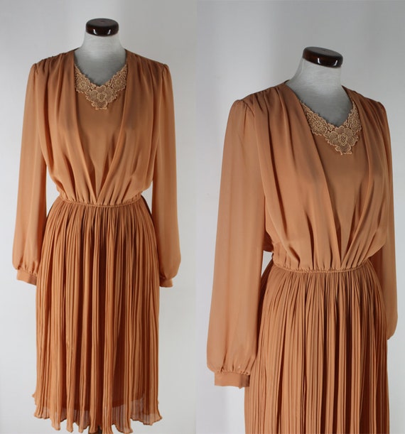1980s Peach Vintage dress