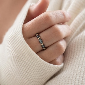 Anillo elástico de plata de ley/oro de 14 quilates con hematita natural de 3 mm, joyería auténtica de alta calidad, joyería de moda para mujer.