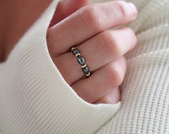 Hematite Gemstone ring, Beaded ring, Dainty ring, Gift for her, Gold ring, Elastic ring, Stretchy Ring, Coin Ring