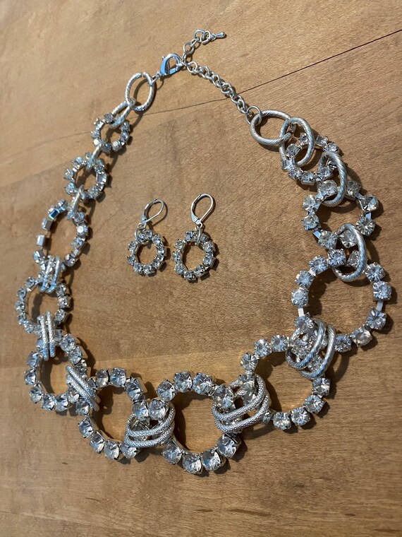Multiple Large Interlocking Ring Diamond Elegant … - image 2