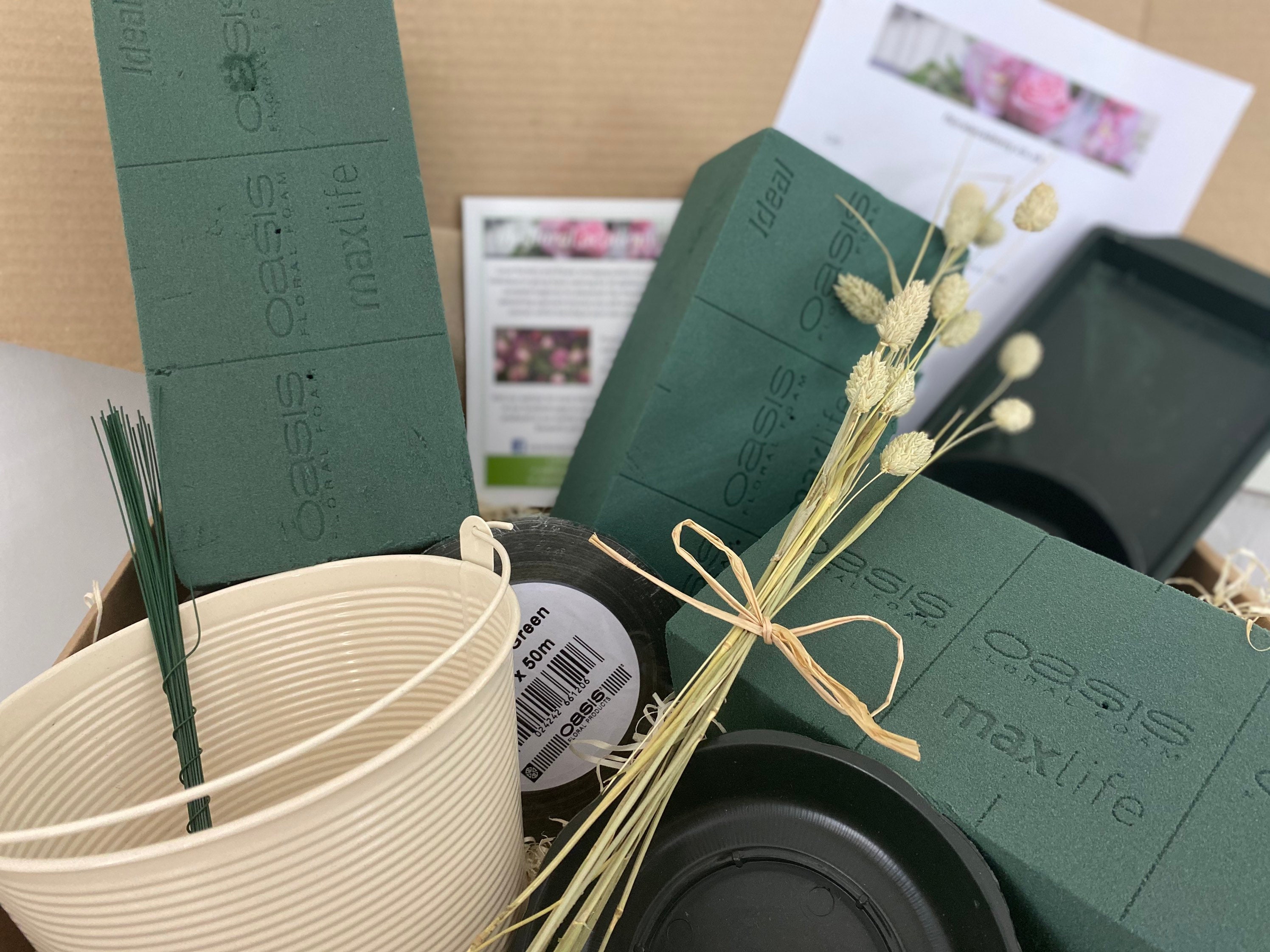 Flower Arranging Kit Floristry Craft Basic Kit Oasis Floral | Etsy UK