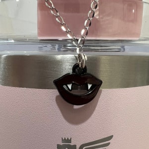 Vampire Lips Tumbler Charm: Halloween Red Accessory