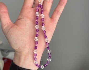 Sangle de téléphone avec perles de cristal blanc violet