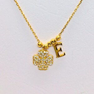 Colar com inicial de trevo dourado – Pingente de quatro folhas em prata esterlina 925 com pingente de letra – Joia da sorte personalizada para mulheres
