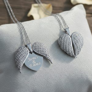 Collar personalizado con alas de ángel y corazón – Colgante de plata de ley con nombre personalizado – Regalo conmemorativo – Joyería de protección