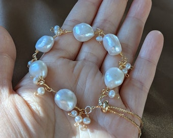 Adjustable Baroque pearl bracelet/White freshwater pearl bracelet/Genuine freshwater pearl link bracelet/14k gold pearl bracelet
