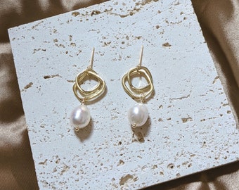 Freshwater pearl double circle earrings, Irregular double circle pearl dangle earrings, Freshwater pearl drop earrings, Single pearl drop