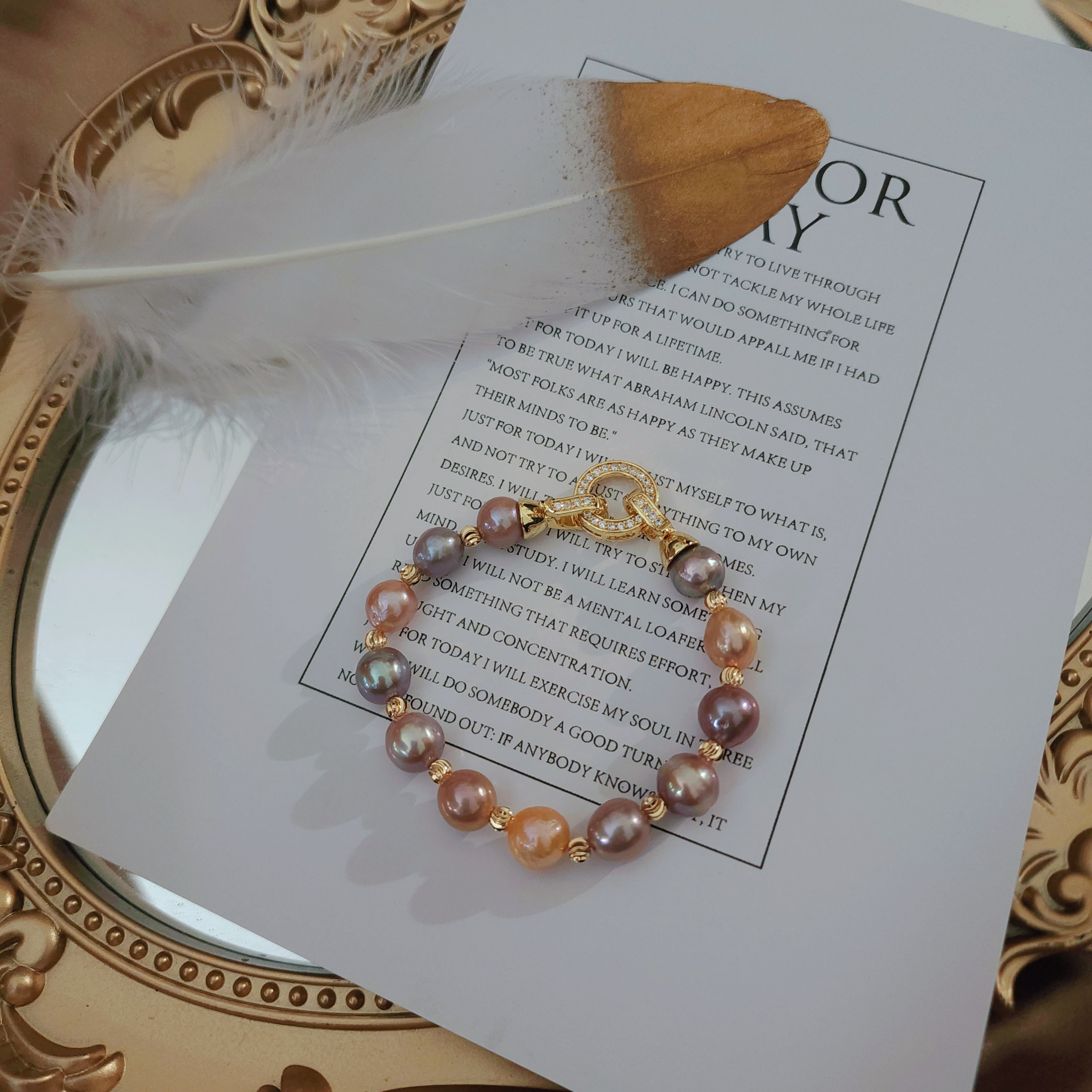 Gold & Baroque Pearl Bracelet