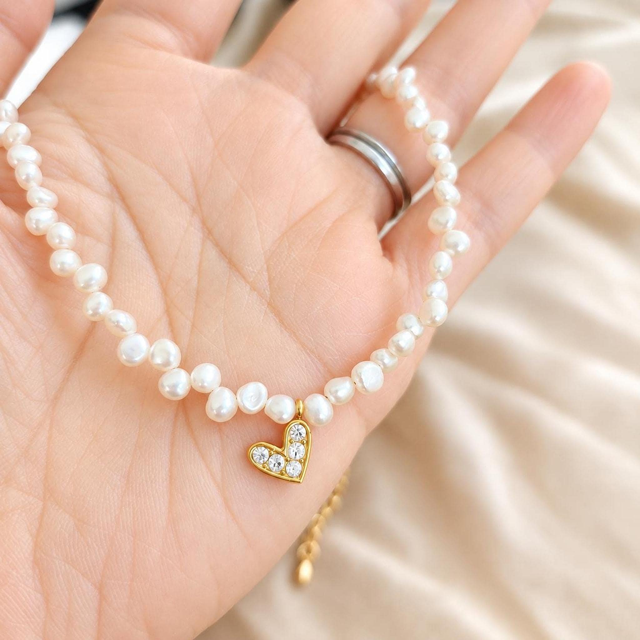 Pearl Heart Necklace - Etsy