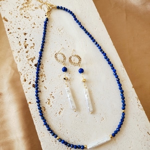 Lapis lazuli choker with a freshwater Baroque stick pearl, Blue lapis faceted beads necklace, Lapis jewelry, Blue gemstone choker