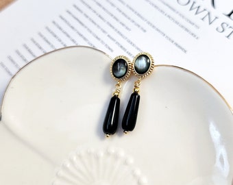 Black dangle earrings, Black onyx teardrop and mother of pearl earrings, Black earrings, Vintage style earrings, Gold framed earrings