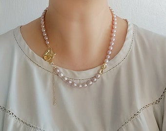 Collier de perles d'eau douce roses/violettes/RAS de cou de perles de longueur réglable/Collier de perles roses/RAS de cou de perles/Toggle baroque