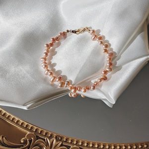 Pink Freshwater Pearl Bracelet - Rice-Shaped, Lightweight Design