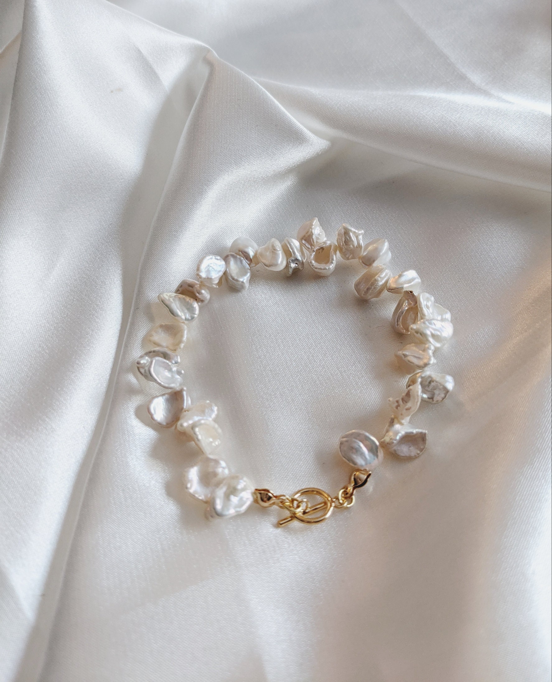 CAMELLIA keshi pearl bracelet - Carrie Whelan Designs