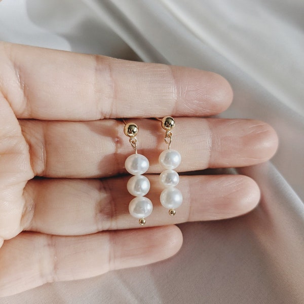 14k Gold Three Freshwater Pearl Drop Earrings/Pearl Dangle Earrings/Wedding Pearl Earrings/Bridesmaid Earrings