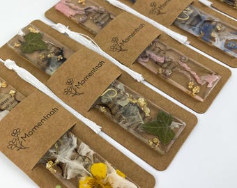 Personalisierte Lesezeichen aus Kunstharz mit Buchsnipsel / Buchseiten in verschiedenen Designs Resinbookmarks Bookmark Resin Rosen Blumen