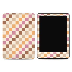 Retro Checkered Kindle Paperwhite Skin: Neapolitan E-Reader Wrap