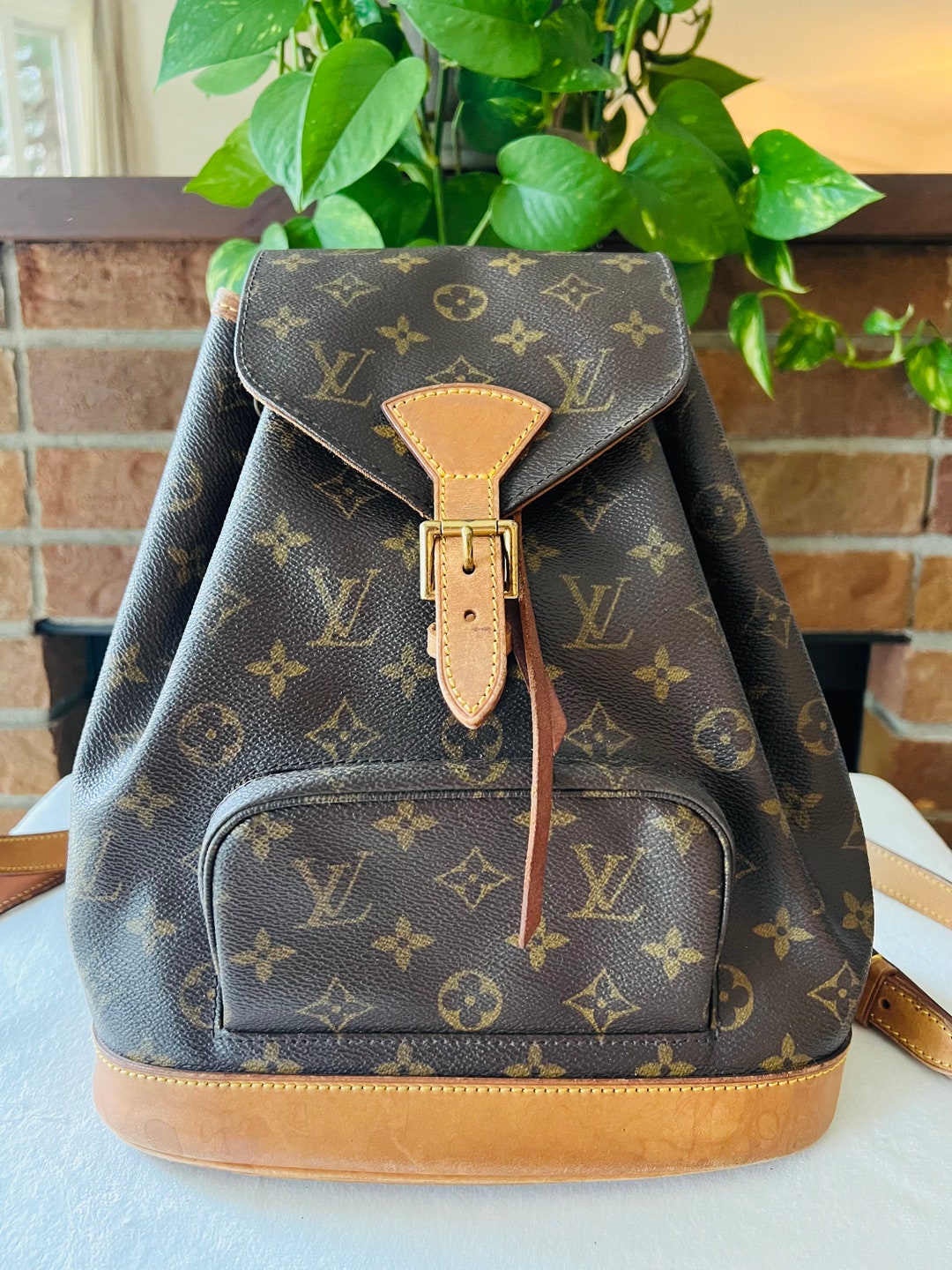 Buy Authentic Louis Vuitton Montsouris MM Monogram Vintage Backpack Online  in India