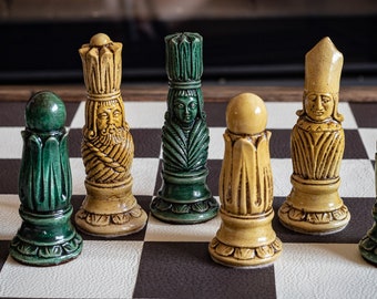 English Chess Set - old London chess pieces - Antique White and