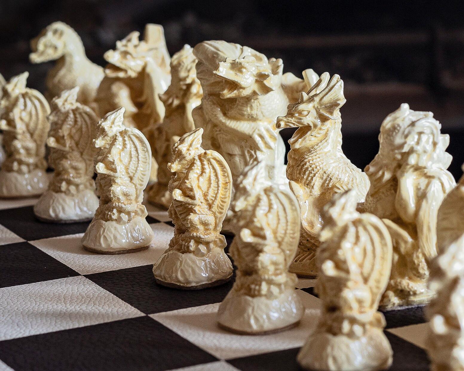 Yoshi　6本セットDragon Blanc de Blancs Dragon Chess Set, Handmade Fantasy Figures, Gothic Collector