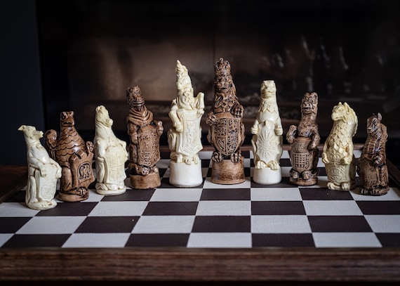 Ten Luxury Chess Sets Who Only Rich People Can Afford