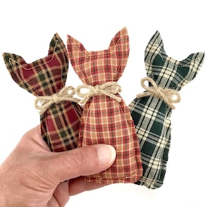 Farmhouse Christmas Purrrfect Mini Kitties, Christmas Tiered Tray Decor, Christmas Decor, Fabric Cat, Stuffed Cat, Holiday Shelf Decor