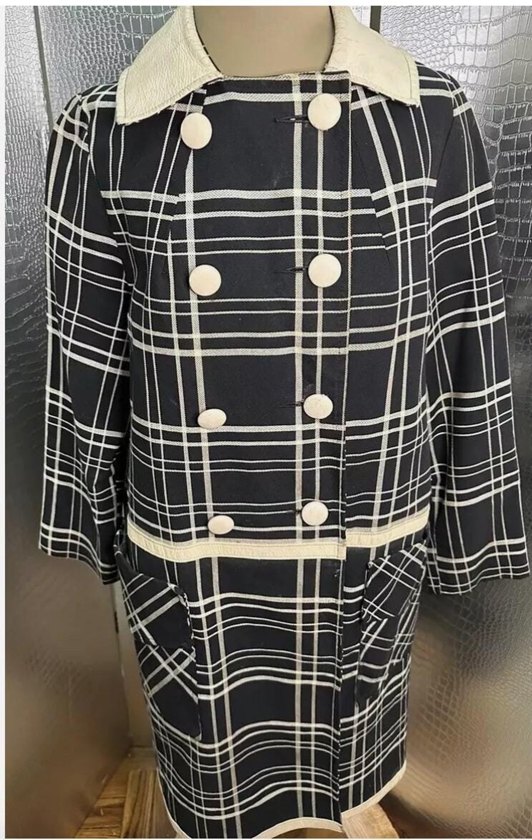 Modern Classic Plaid Coat