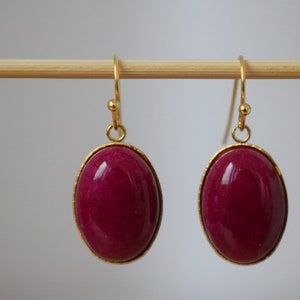 Red Jade Earrings, Oval Gemstone Hanging Earrings, Gold Plated Wine Red Earrings, Dangle Drop Stone Earrings For Women, Jade Jewelry Gift
