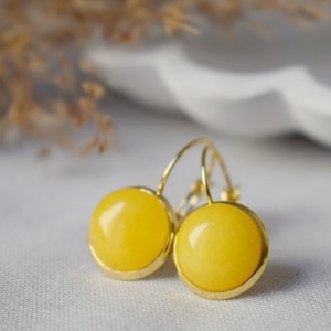 Yellow jade earrings gold, Gemstone drop and dangle earrings, Yellow stone lever back earrings, Hanging earrings, Jewelry gift for women