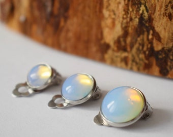 Ohrclips Damen, Opalith Mondstein Clip on Ohrringe, chirurgischer Edelstahl Ohrclips, Opalite Edelstein, Ohrclips ohne Loch, Geschenkideen
