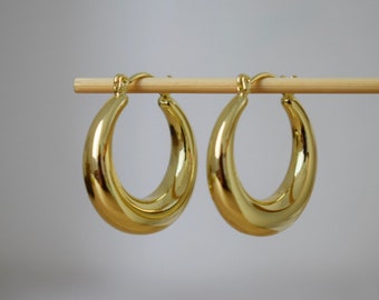 Chunky hoop earrings, large wide hoops earrings, 18k gold plated hoop earrings, Statement Hoops, Modern earrings, Gift for her