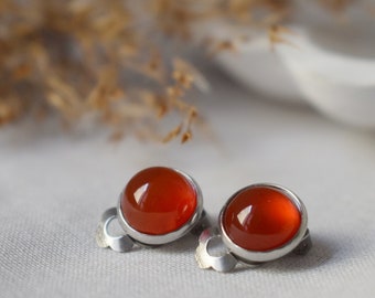 Red agate small clip on earrings, Gemstone earrings, Women red stone non pierced earrings, Ear clips, Agate jewelry, Gift women