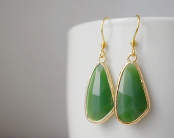 Glass dangle earrings, Large teardrop earrings, Faceted earrings, Aventurine green, Long teardrop boho hanging earrings, Glass gold jewelry