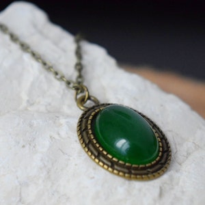 Vintage Green Jade Necklace For Women, Oval, Bronze, Green gemstone necklace, Jade pendant, Boho, Handmade jewelry gift for her