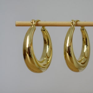 Chunky hoop earrings, large wide hoops earrings, 18k gold plated hoop earrings, Statement Hoops, Modern earrings, Gift for her image 4