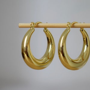 Chunky hoop earrings, large wide hoops earrings, 18k gold plated hoop earrings, Statement Hoops, Modern earrings, Gift for her image 7