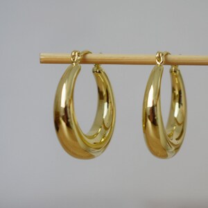 Chunky hoop earrings, large wide hoops earrings, 18k gold plated hoop earrings, Statement Hoops, Modern earrings, Gift for her image 5