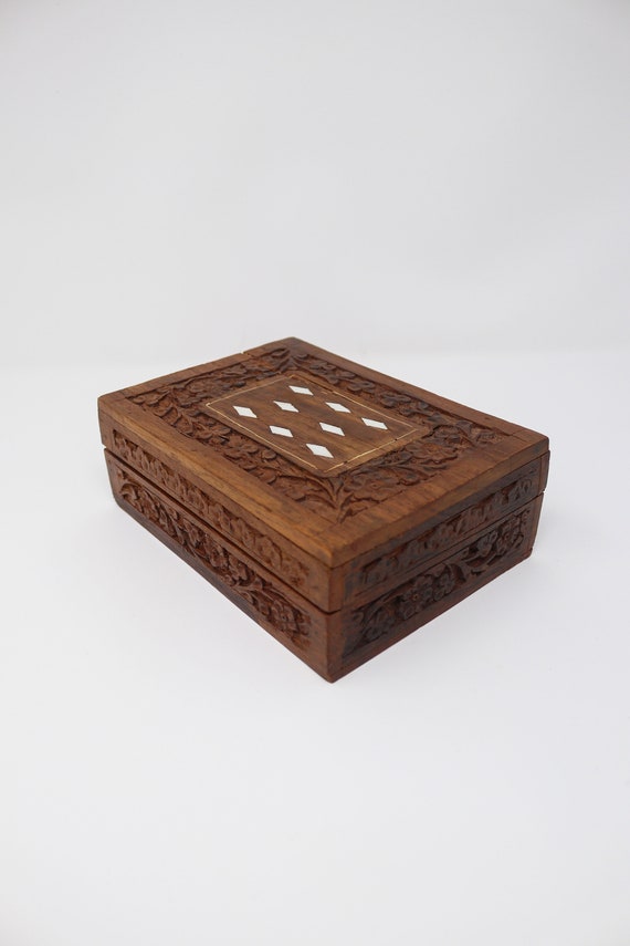 Hand-carved seashell-inlaid jewelry box