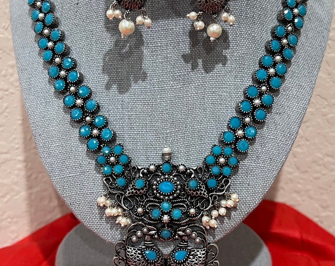 Gorgeous German Silver navy blue Stone Necklace with  ear rings.