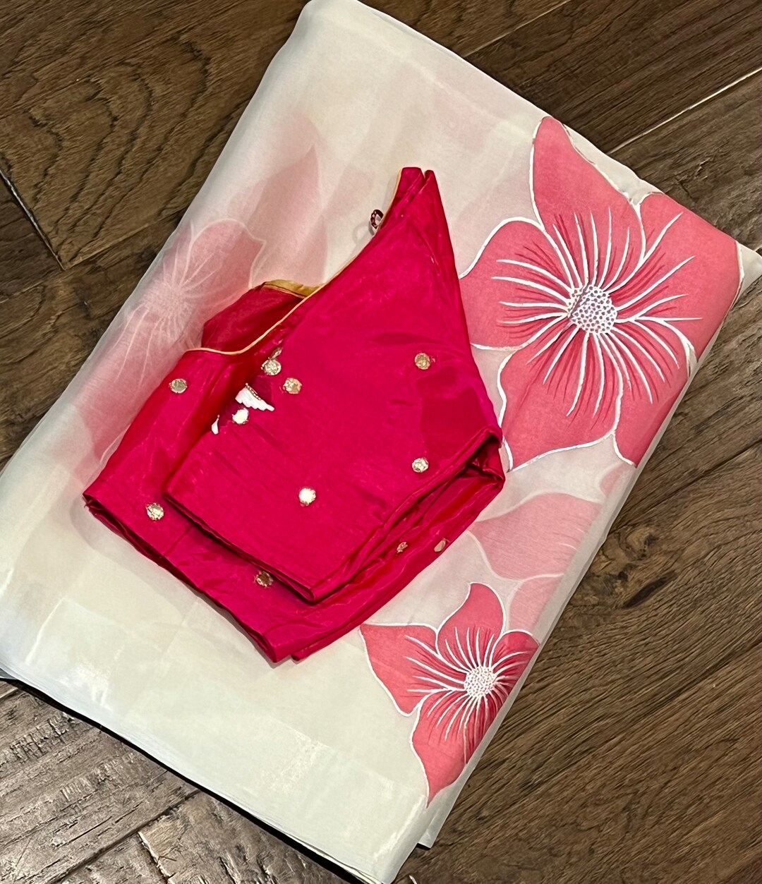 Women's Organza Digital print Hand Work Pink Saree With Blouse Piece